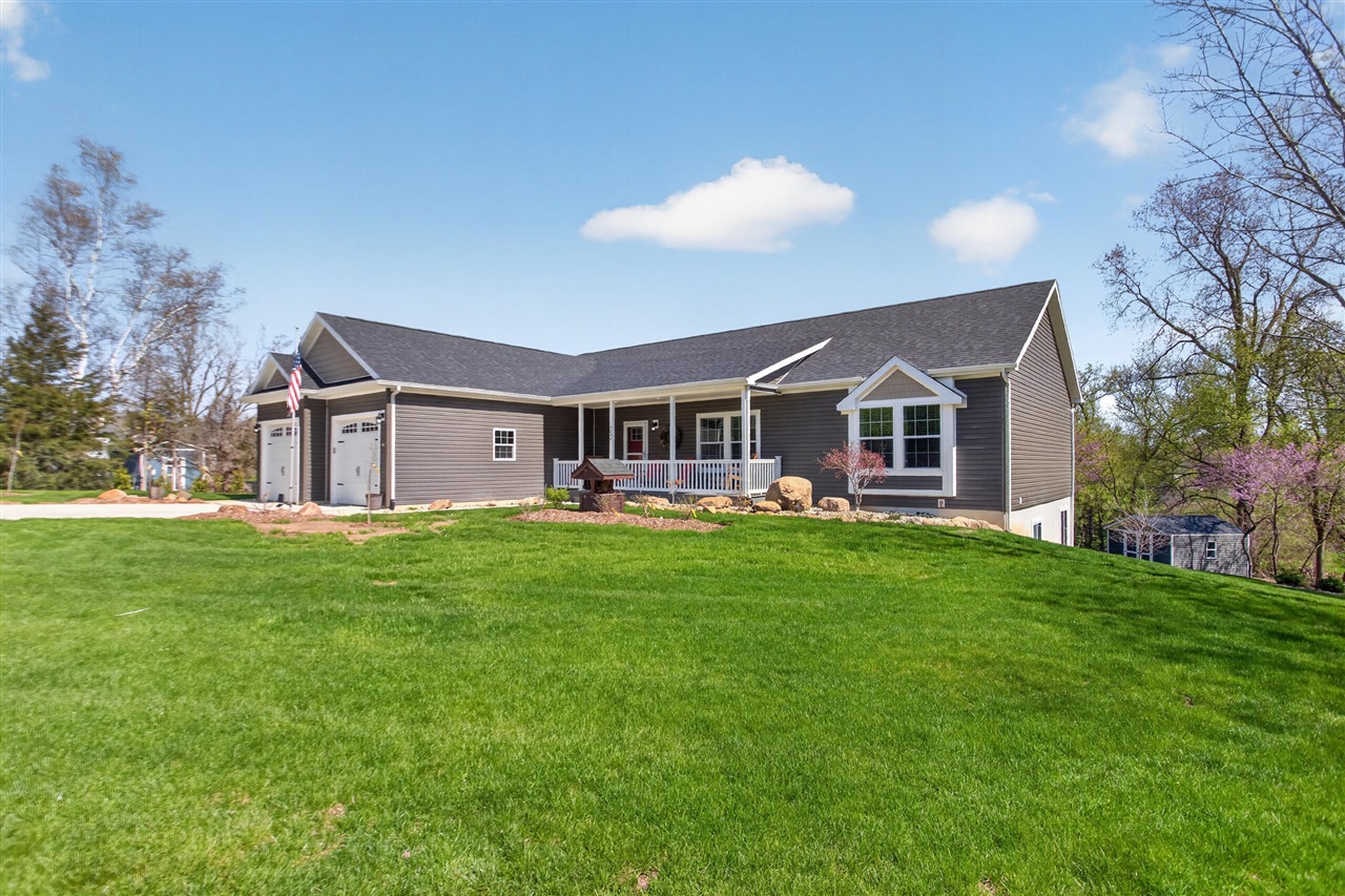 14840 Killorglin Lane, Cement City, MI, 49233