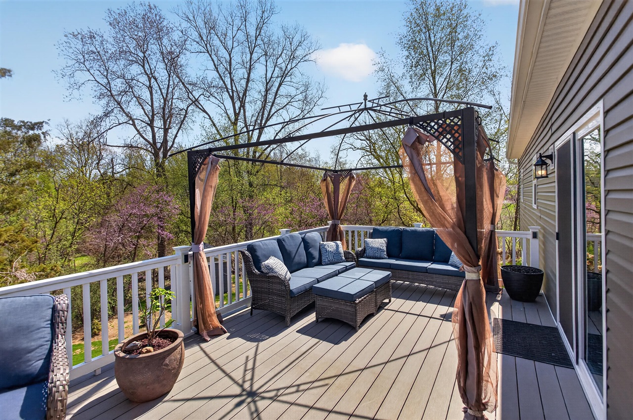 14840 Killorglin Lane, Cement City, MI, 49233