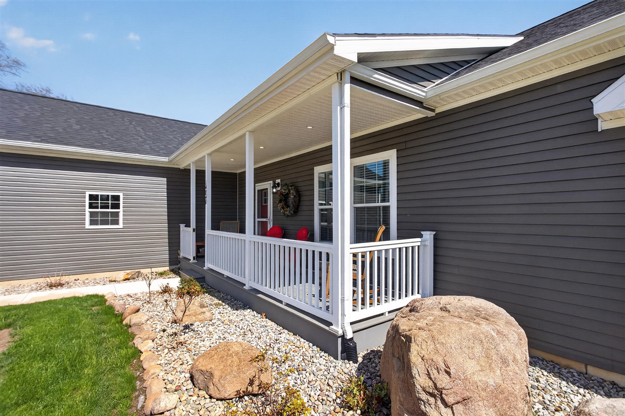 14840 Killorglin Lane, Cement City, MI, 49233