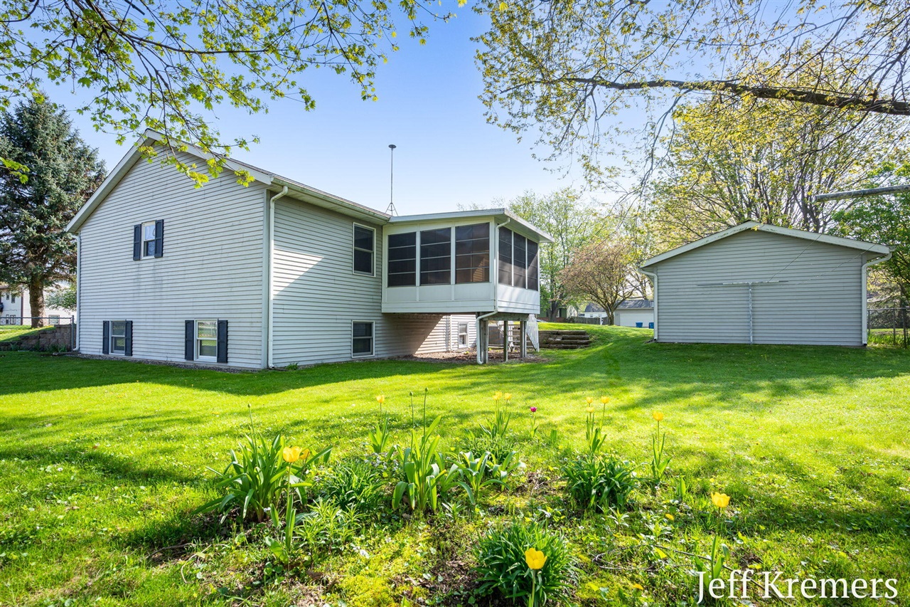 6455 Fairway Drive, Jenison, MI, 49428-9365
