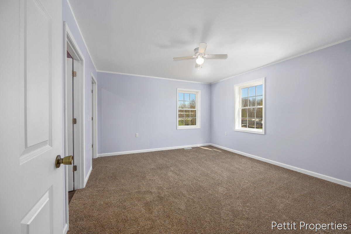 6937 S Townhall Road, Sheridan, MI, 48884-9757