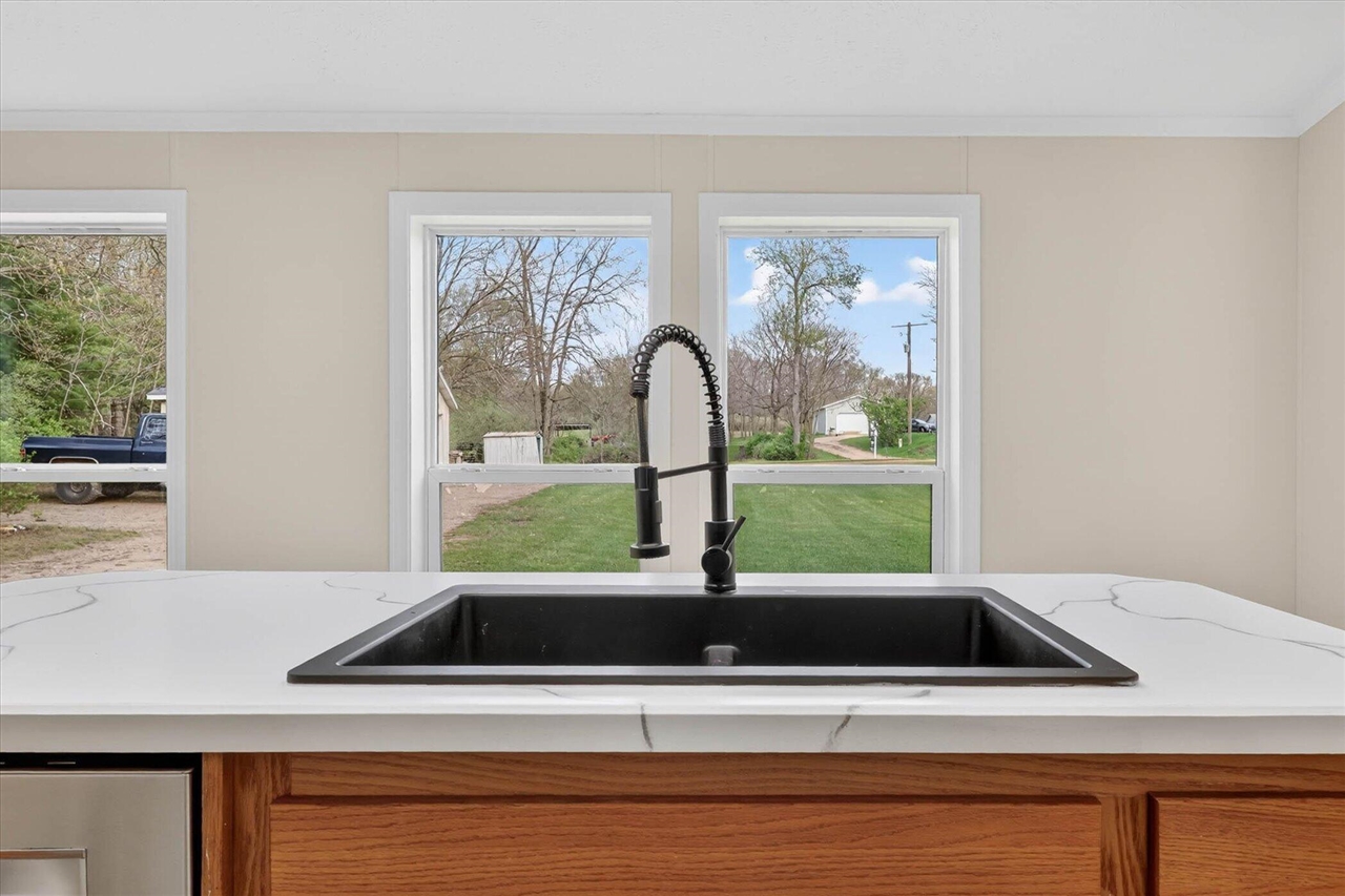 12480 County Road 653, Gobles, MI, 49055-9125