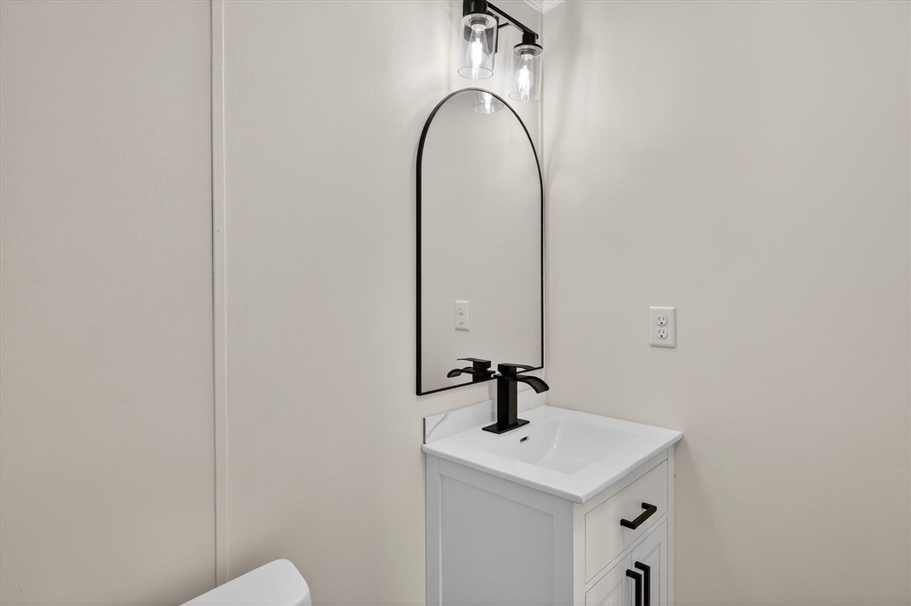 12480 County Road 653, Gobles, MI, 49055-9125