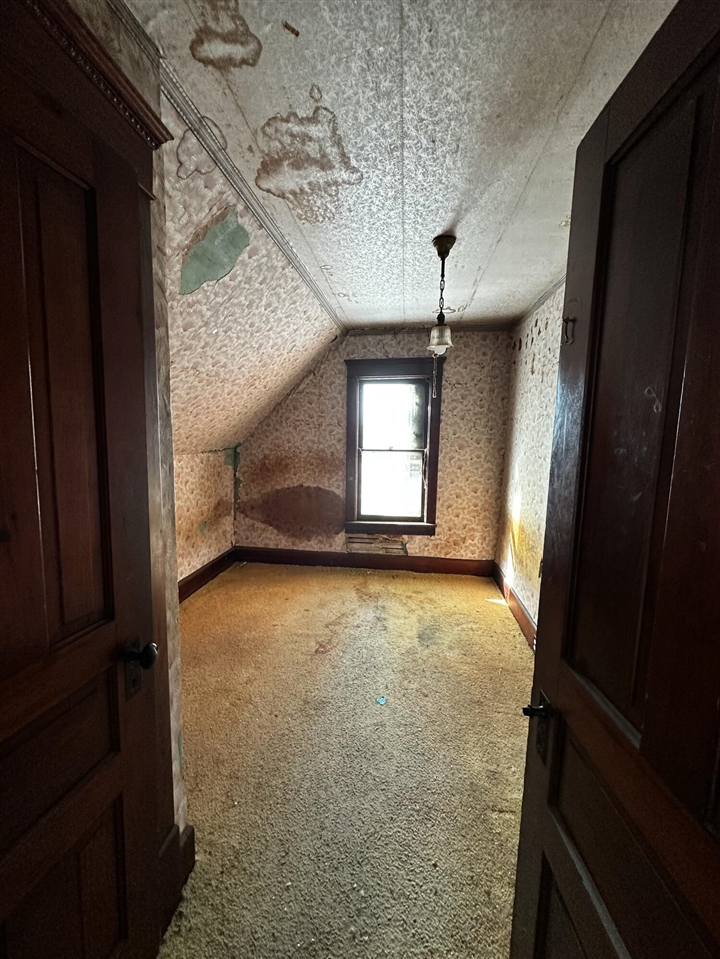 50022 M-40, Paw Paw, MI, 49079