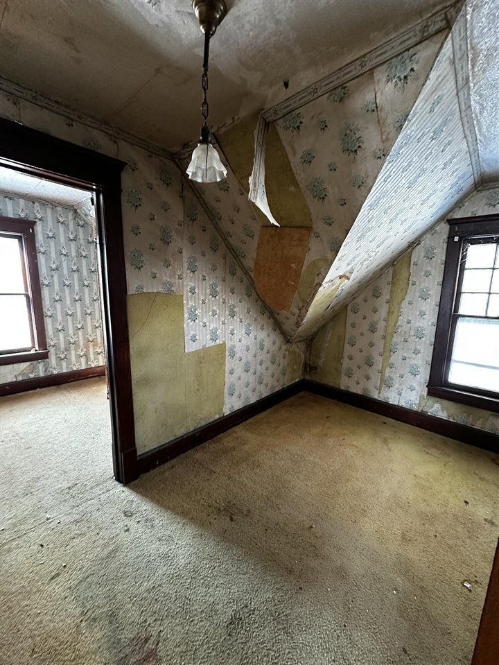 50022 M-40, Paw Paw, MI, 49079