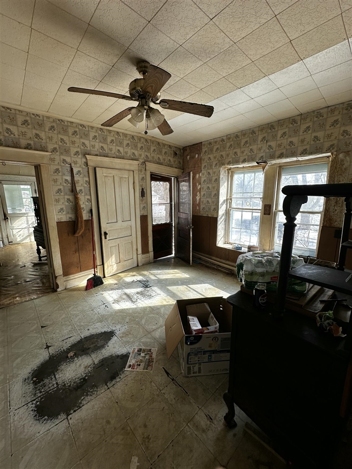 50022 M-40, Paw Paw, MI, 49079