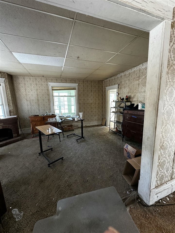 50022 M-40, Paw Paw, MI, 49079