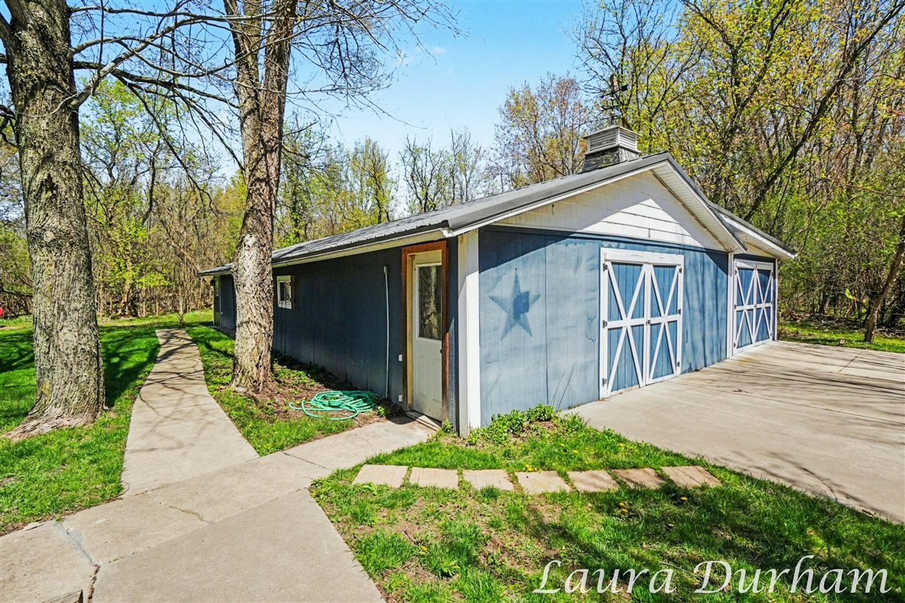 6935 116th Avenue, Fennville, MI, 49408