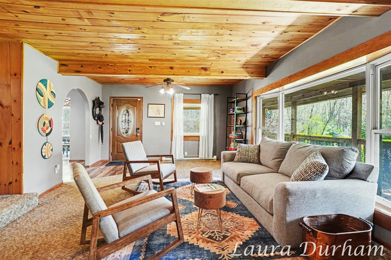 6935 116th Avenue, Fennville, MI, 49408