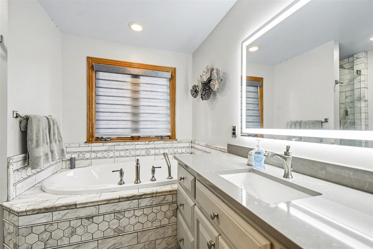 6328 Summerhill Drive, Hudsonville, MI, 49426-8954