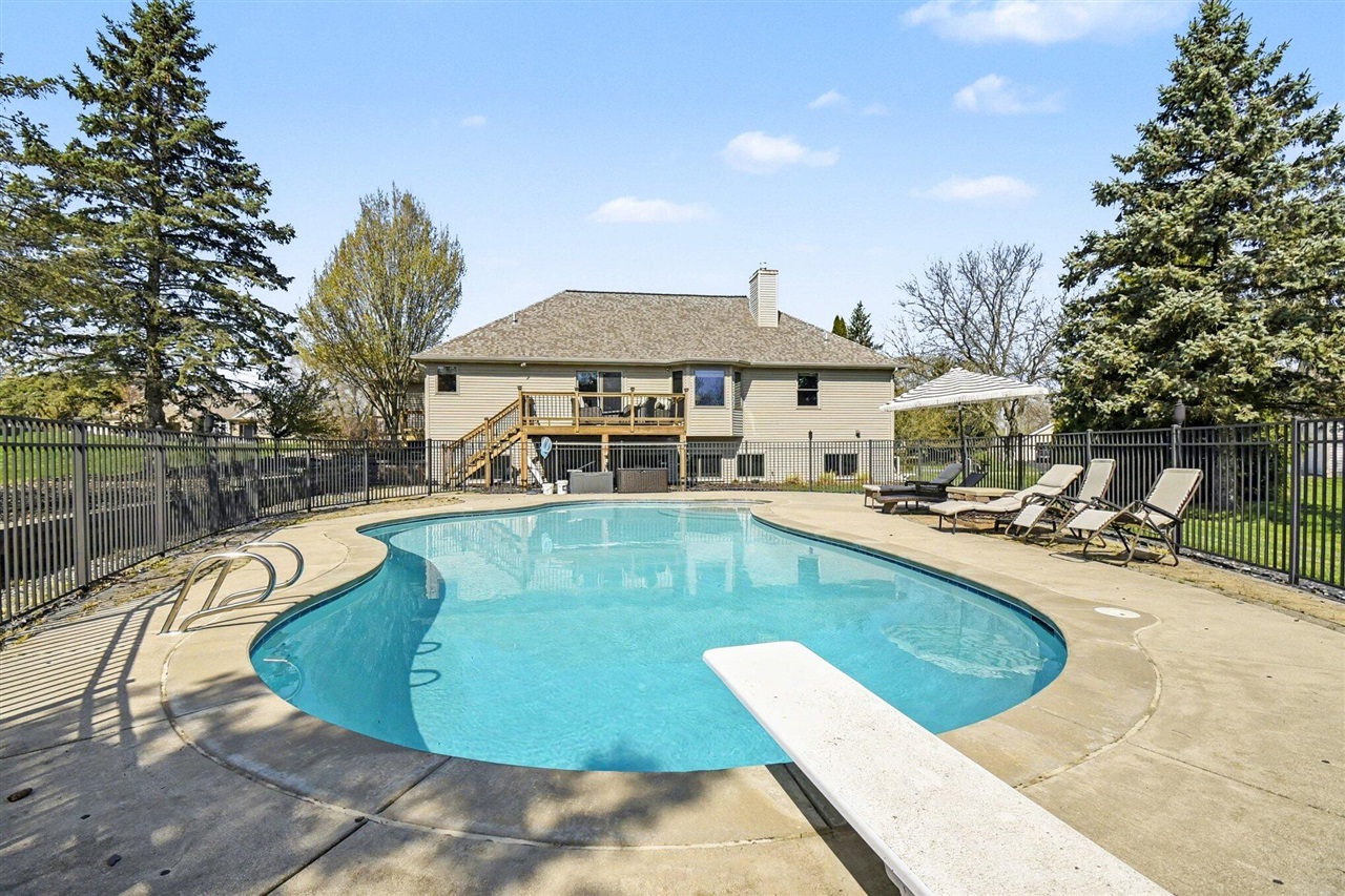 6328 Summerhill Drive, Hudsonville, MI, 49426-8954