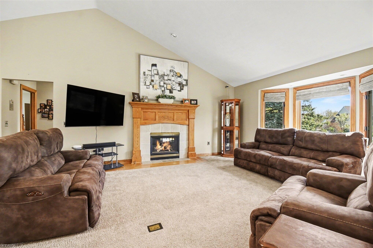 6328 Summerhill Drive, Hudsonville, MI, 49426-8954
