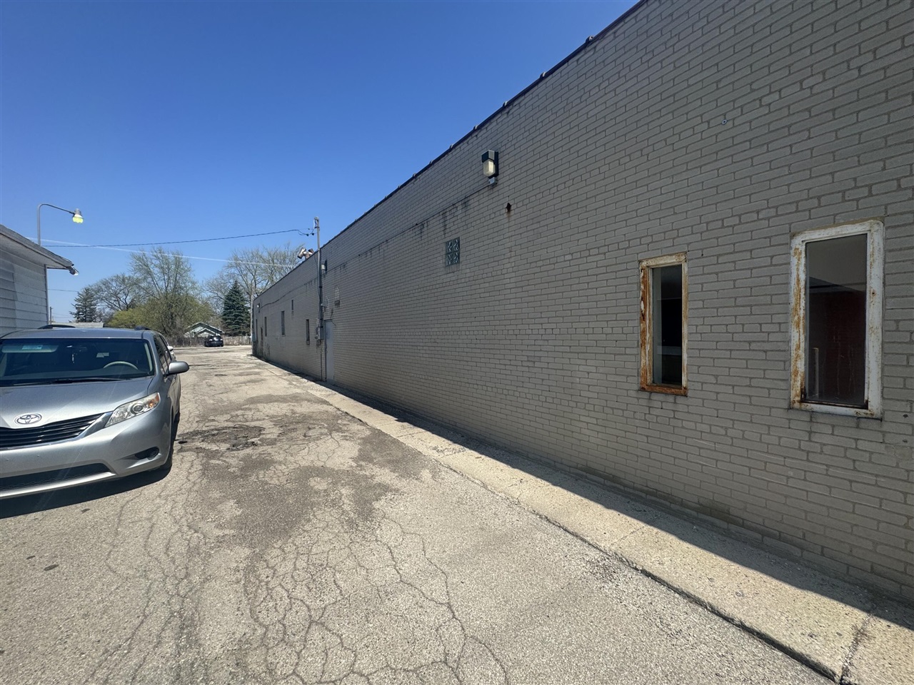 2600 State Street, Saginaw, MI, 48602-3994