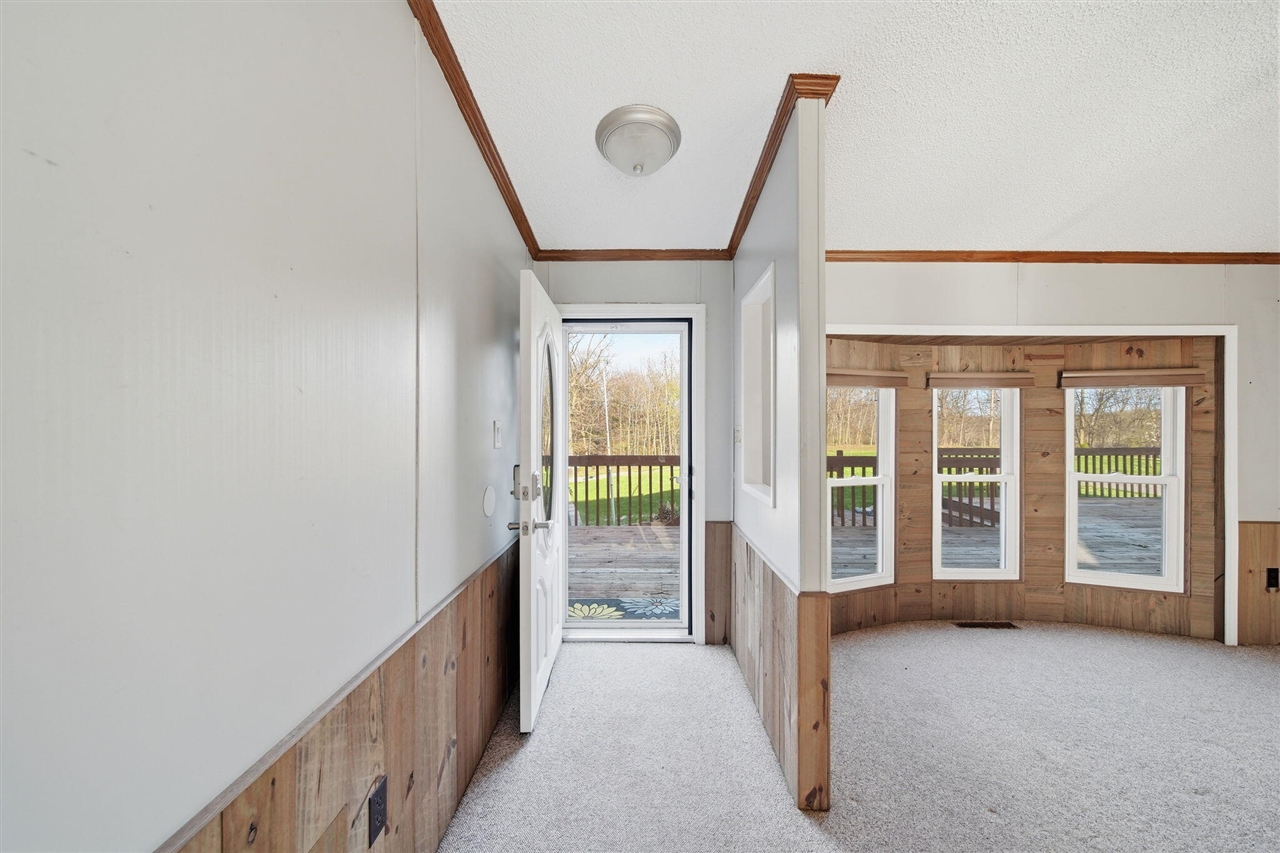 10430 Coon Hill Road, Munith, MI, 49259-9009