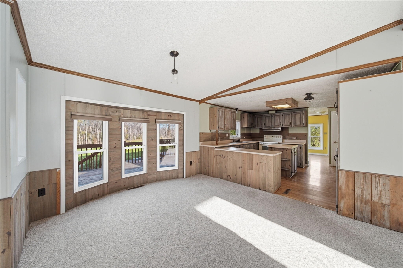 10430 Coon Hill Road, Munith, MI, 49259-9009