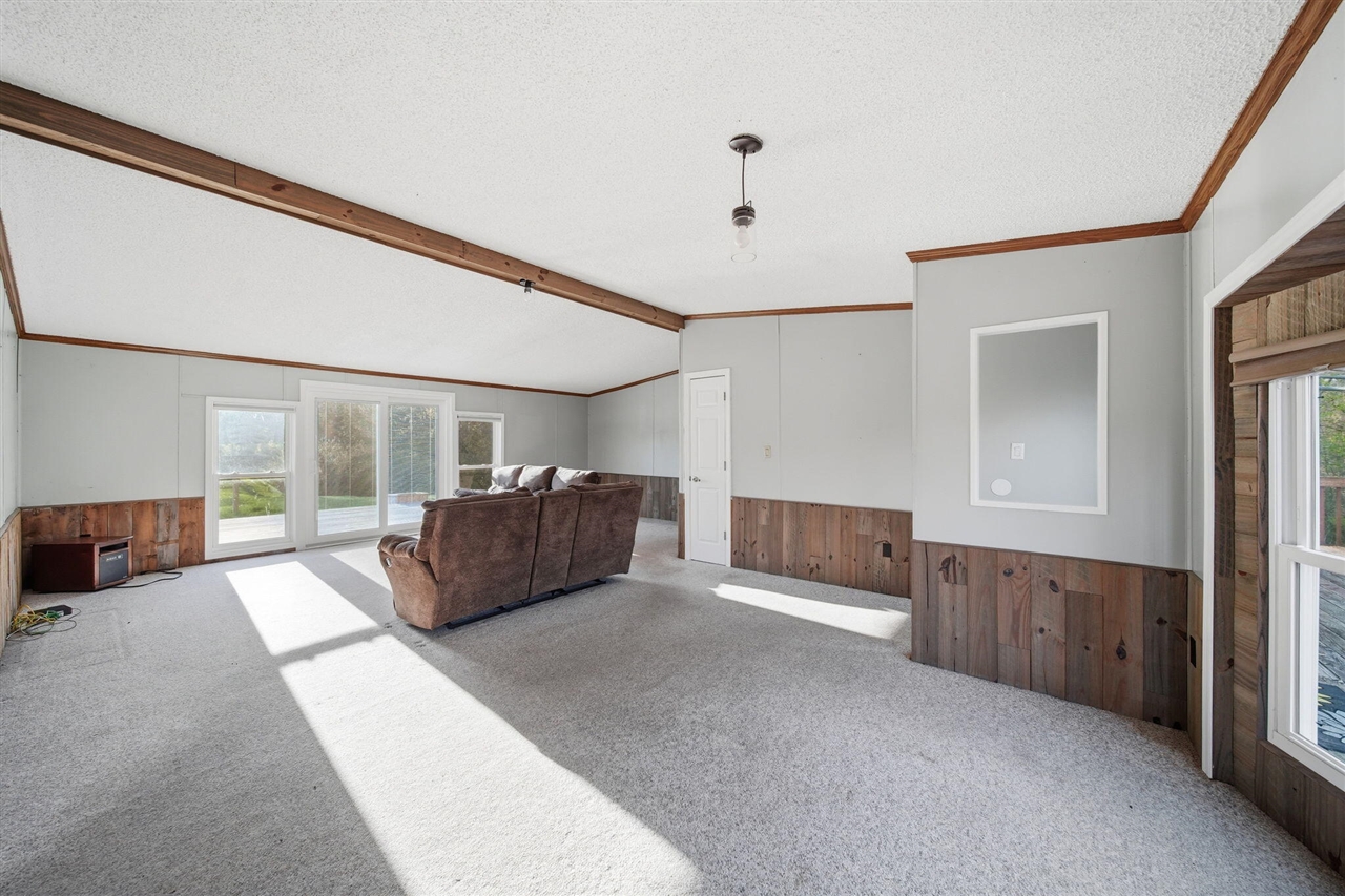 10430 Coon Hill Road, Munith, MI, 49259-9009