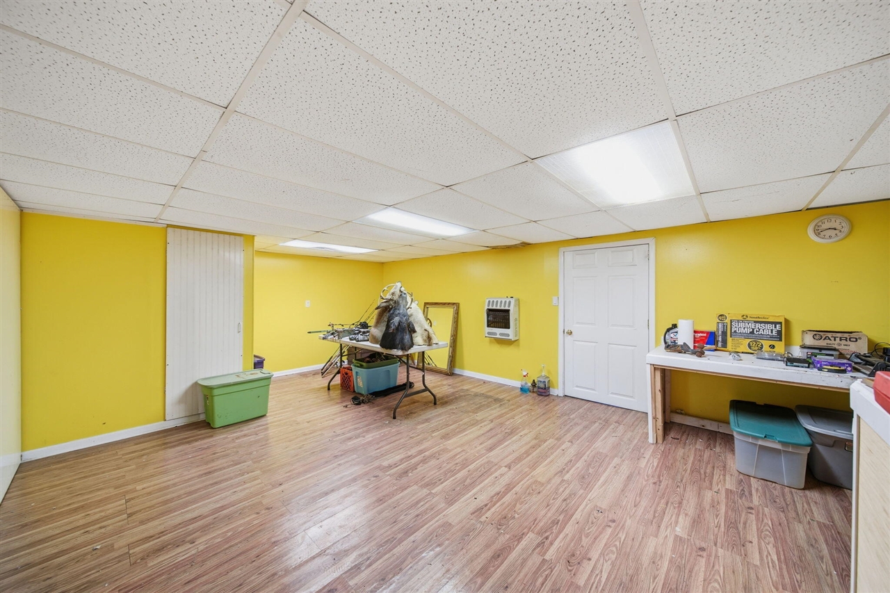 10430 Coon Hill Road, Munith, MI, 49259-9009