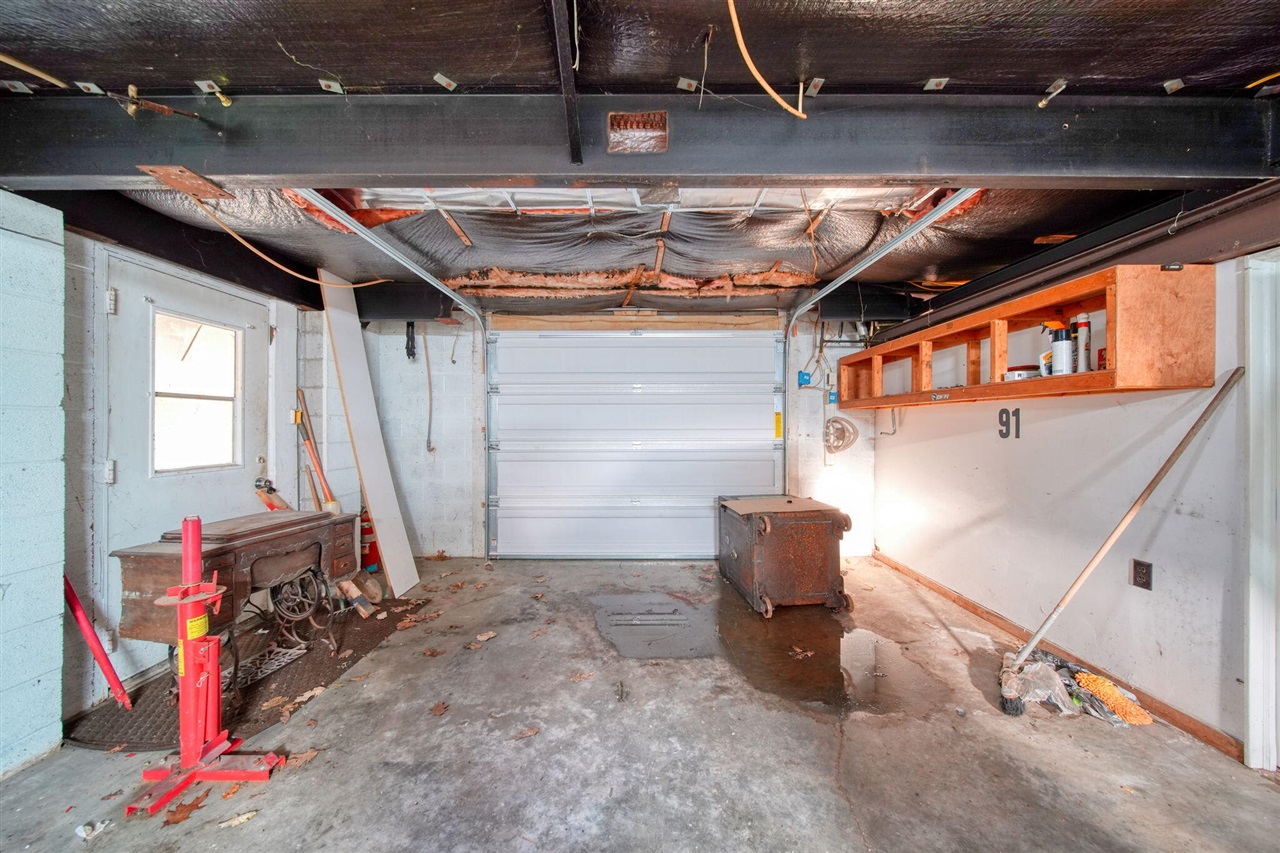 10430 Coon Hill Road, Munith, MI, 49259-9009
