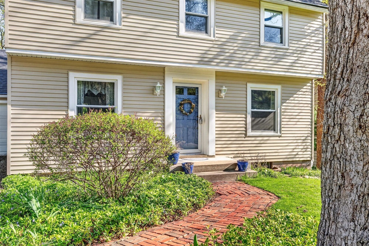 1204 Hol Hi Drive, Kalamazoo, MI, 49008-2910