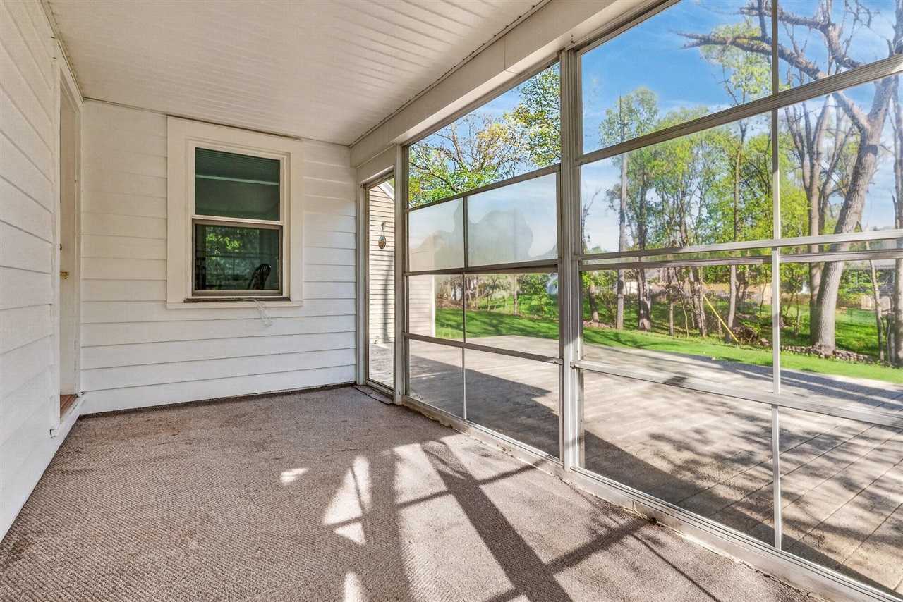 1204 Hol Hi Drive, Kalamazoo, MI, 49008-2910