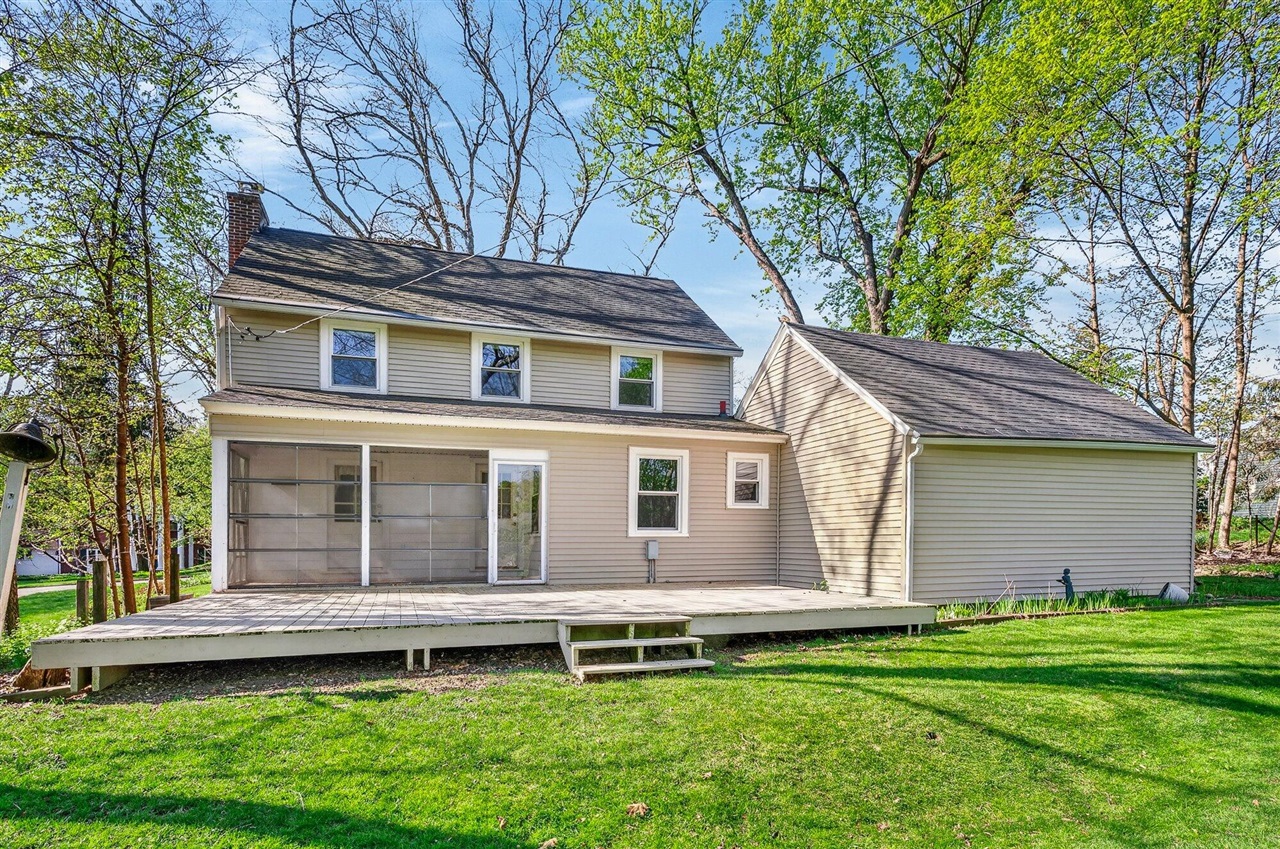 1204 Hol Hi Drive, Kalamazoo, MI, 49008-2910