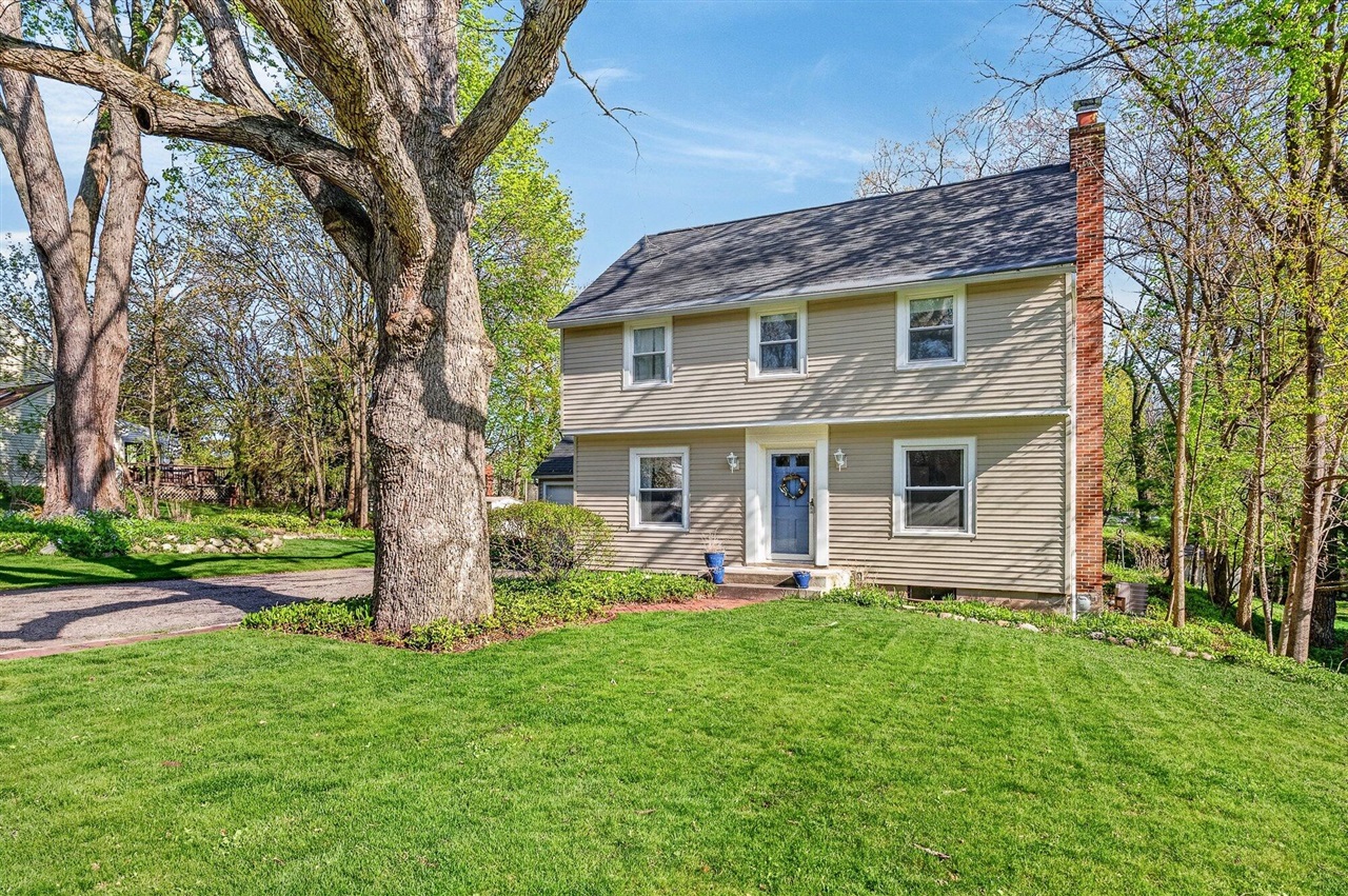 1204 Hol Hi Drive, Kalamazoo, MI, 49008-2910