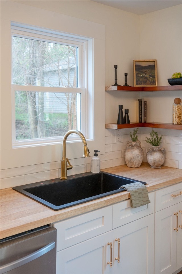 3527 Carlton Avenue, Grand Rapids, MI, 49525-2642