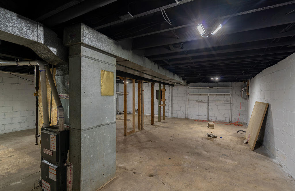 3527 Carlton Avenue, Grand Rapids, MI, 49525-2642