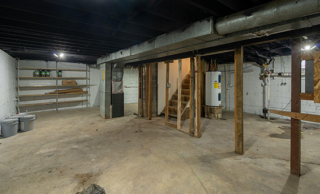 3527 Carlton Avenue, Grand Rapids, MI, 49525-2642