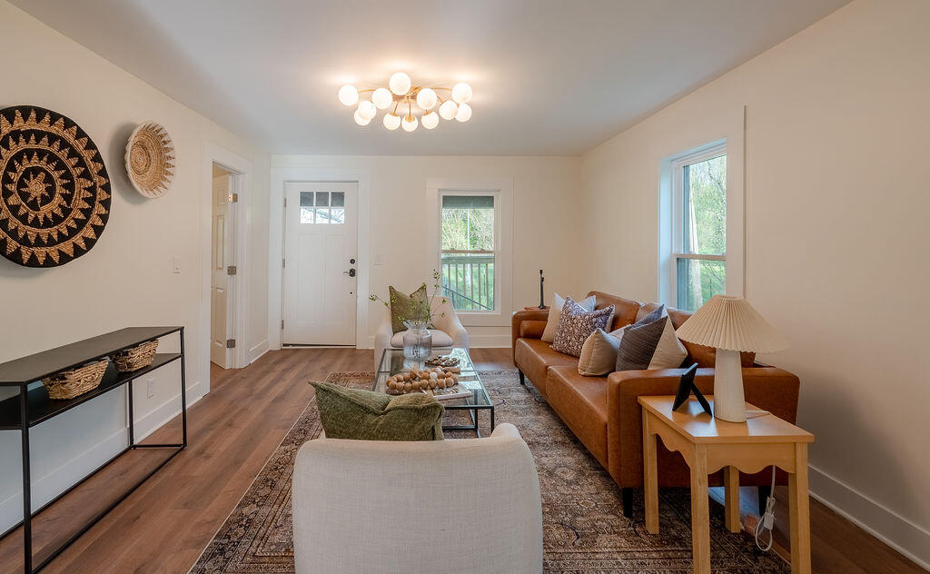 3527 Carlton Avenue, Grand Rapids, MI, 49525-2642