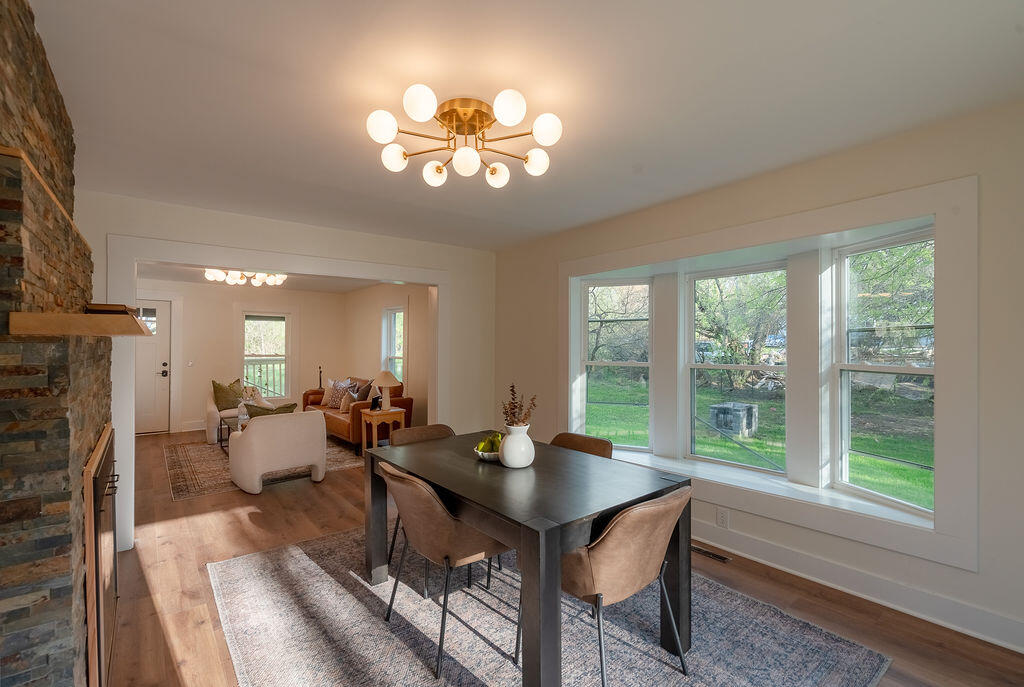 3527 Carlton Avenue, Grand Rapids, MI, 49525-2642