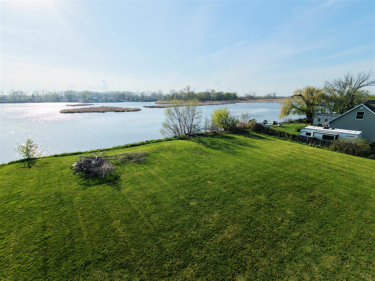 Dan Street, Brownstown, MI, 48173