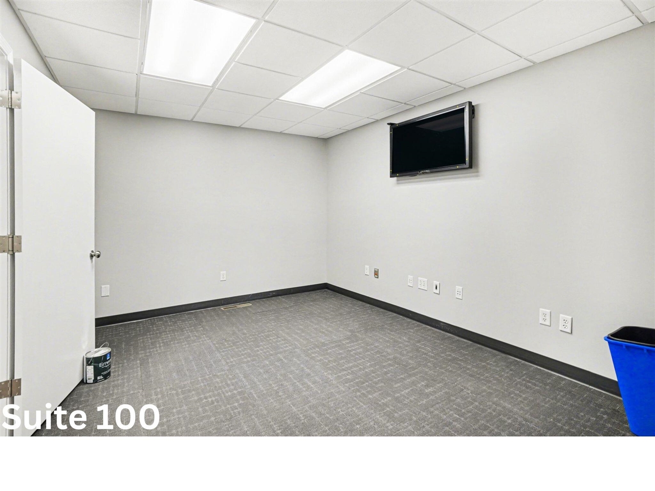 3044 Glade Street, Muskegon, MI, 49444-2705
