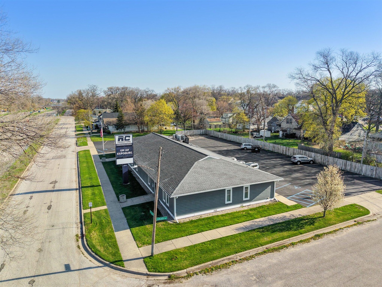 3044 Glade Street, Muskegon, MI, 49444-2705