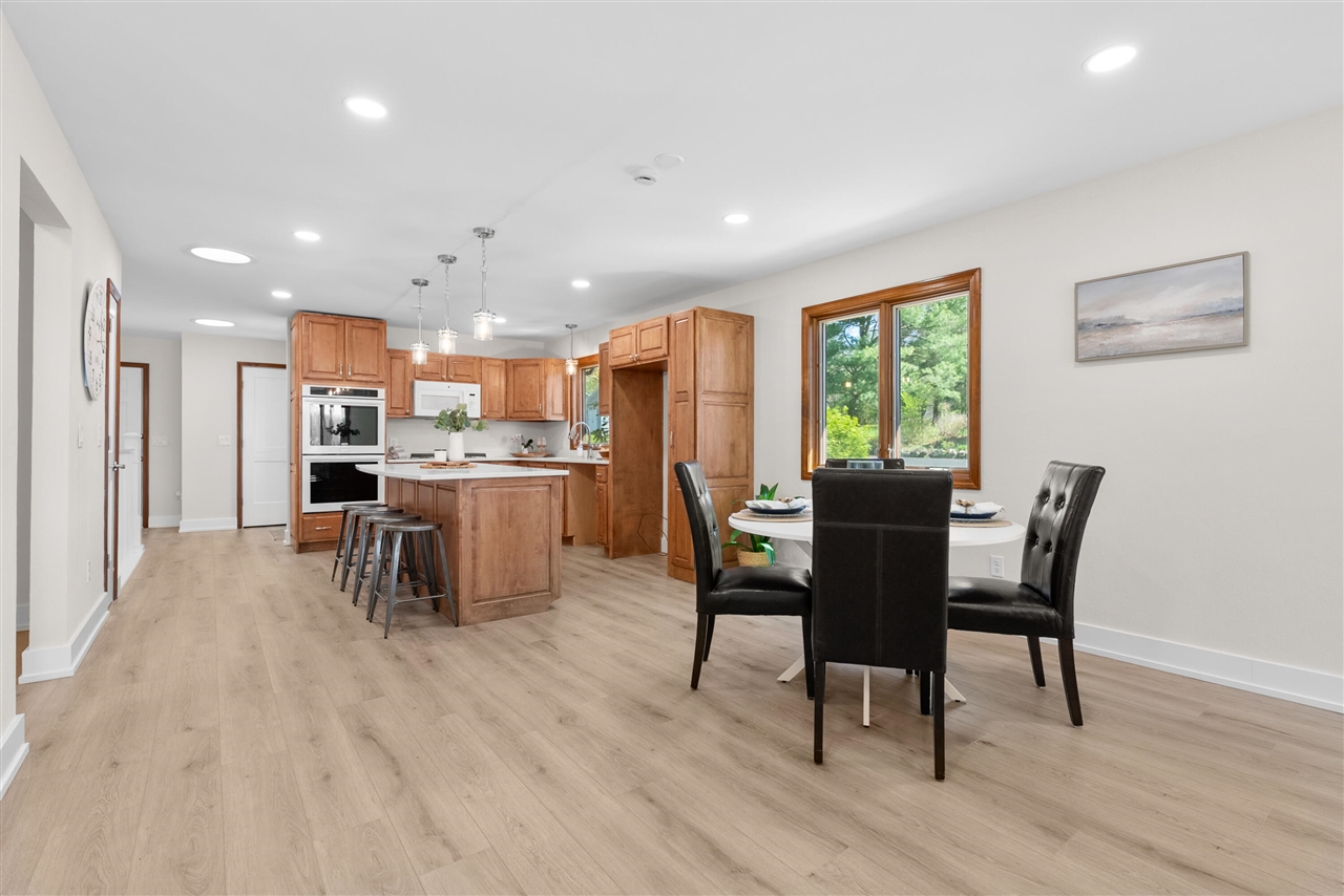 28125 North Street, Gobles, MI, 49055-8208