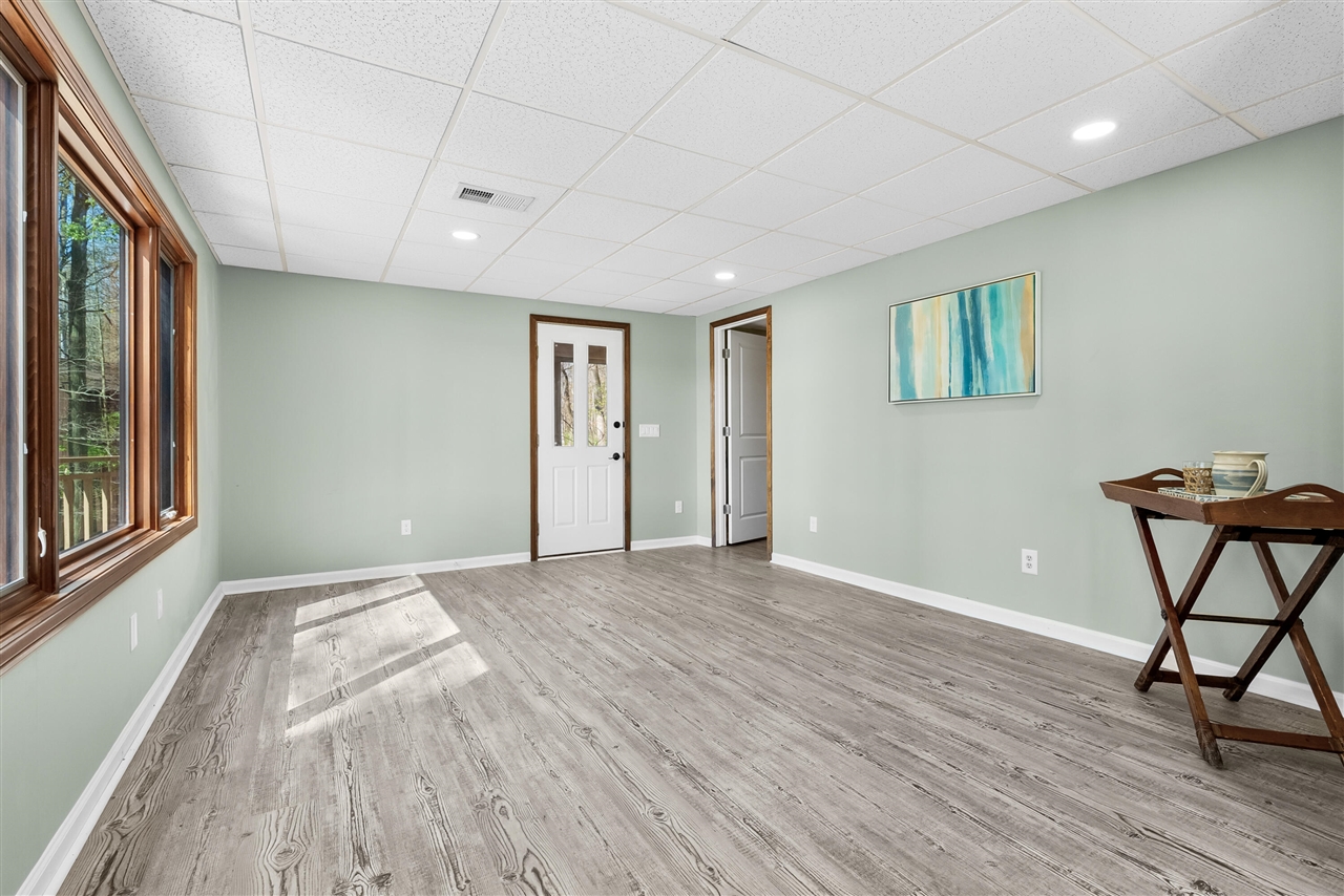 28125 North Street, Gobles, MI, 49055-8208