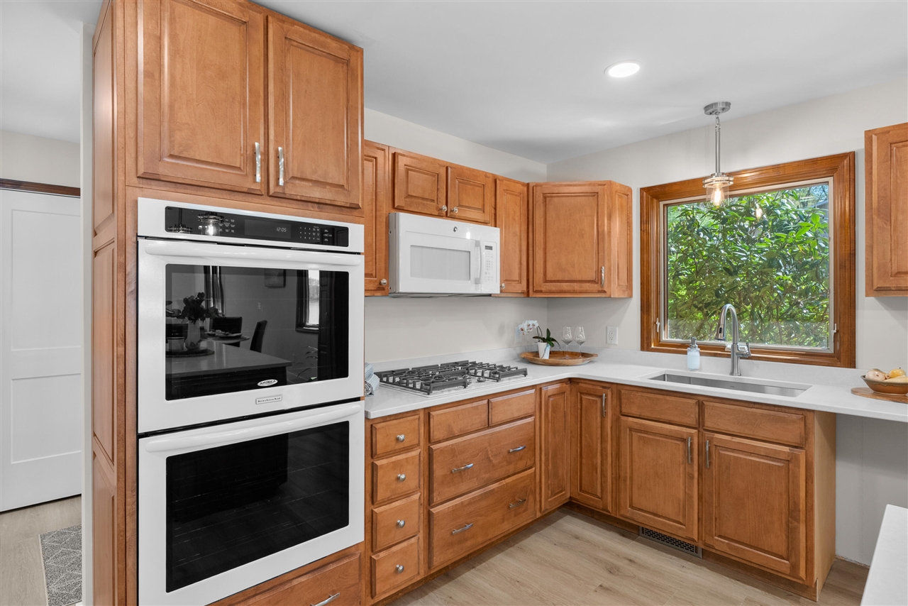 28125 North Street, Gobles, MI, 49055-8208