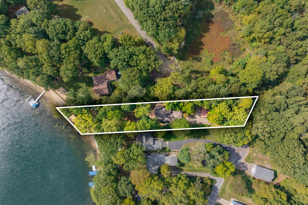 28125 North Street, Gobles, MI, 49055-8208