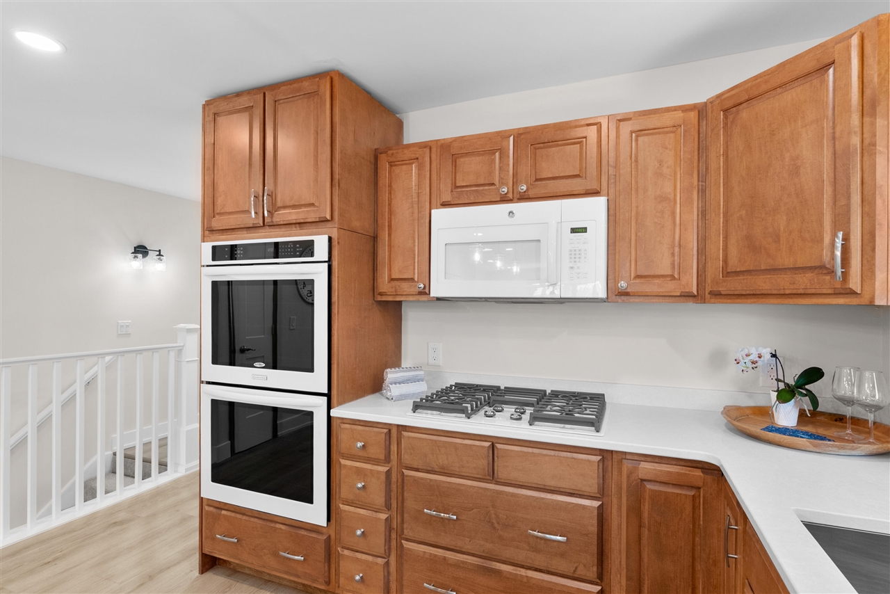 28125 North Street, Gobles, MI, 49055-8208