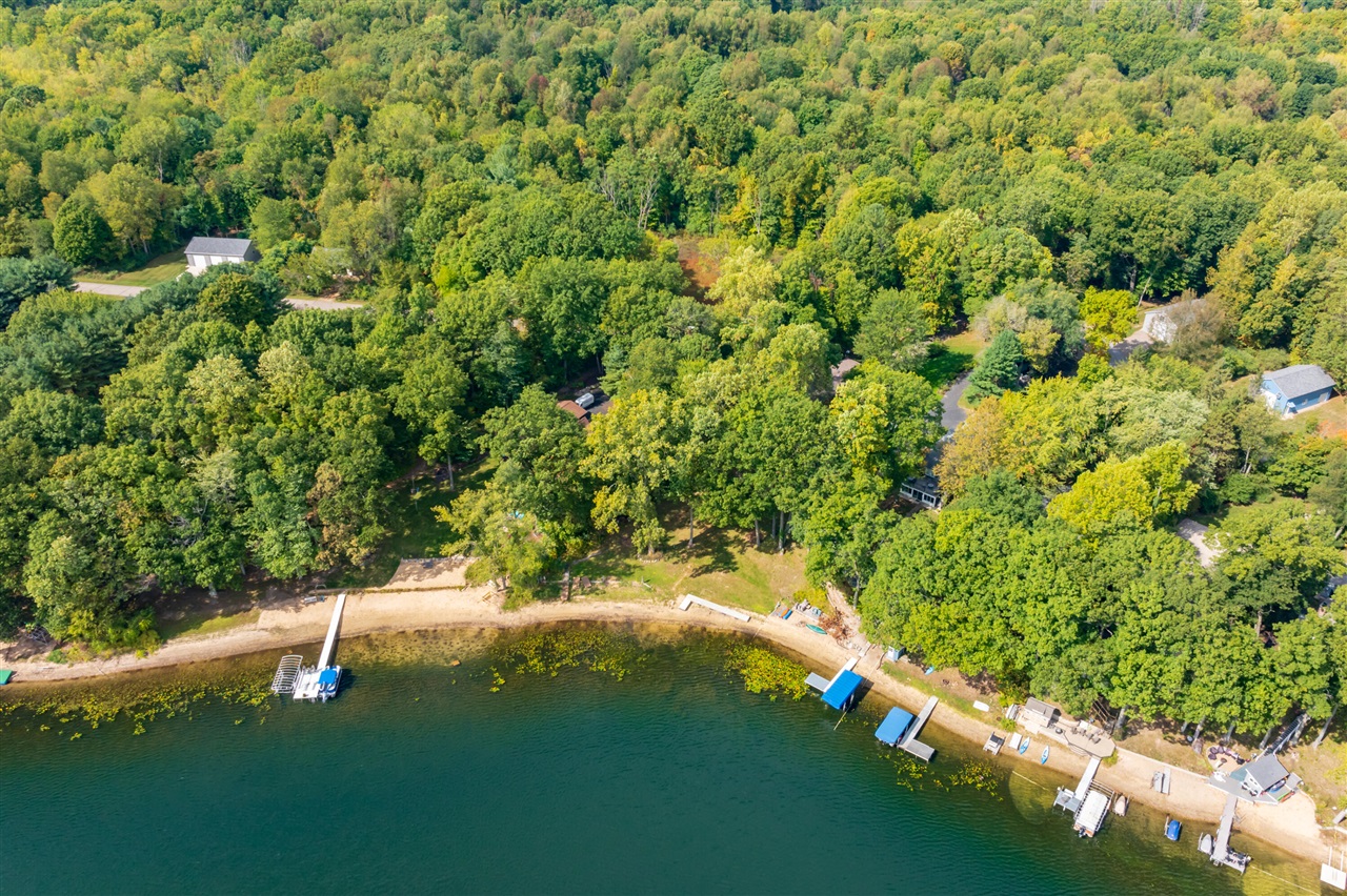 28125 North Street, Gobles, MI, 49055-8208