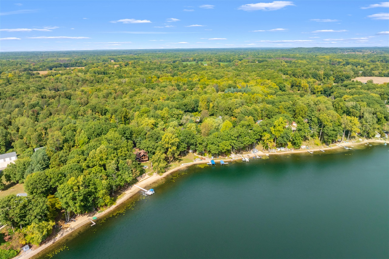 28125 North Street, Gobles, MI, 49055-8208