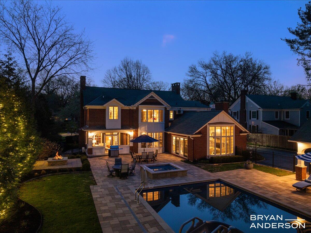 904 Plymouth Avenue, Grand Rapids, MI, 49506-6524