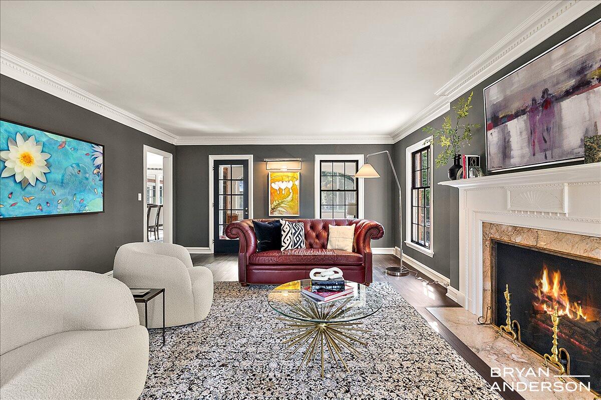 904 Plymouth Avenue, Grand Rapids, MI, 49506-6524