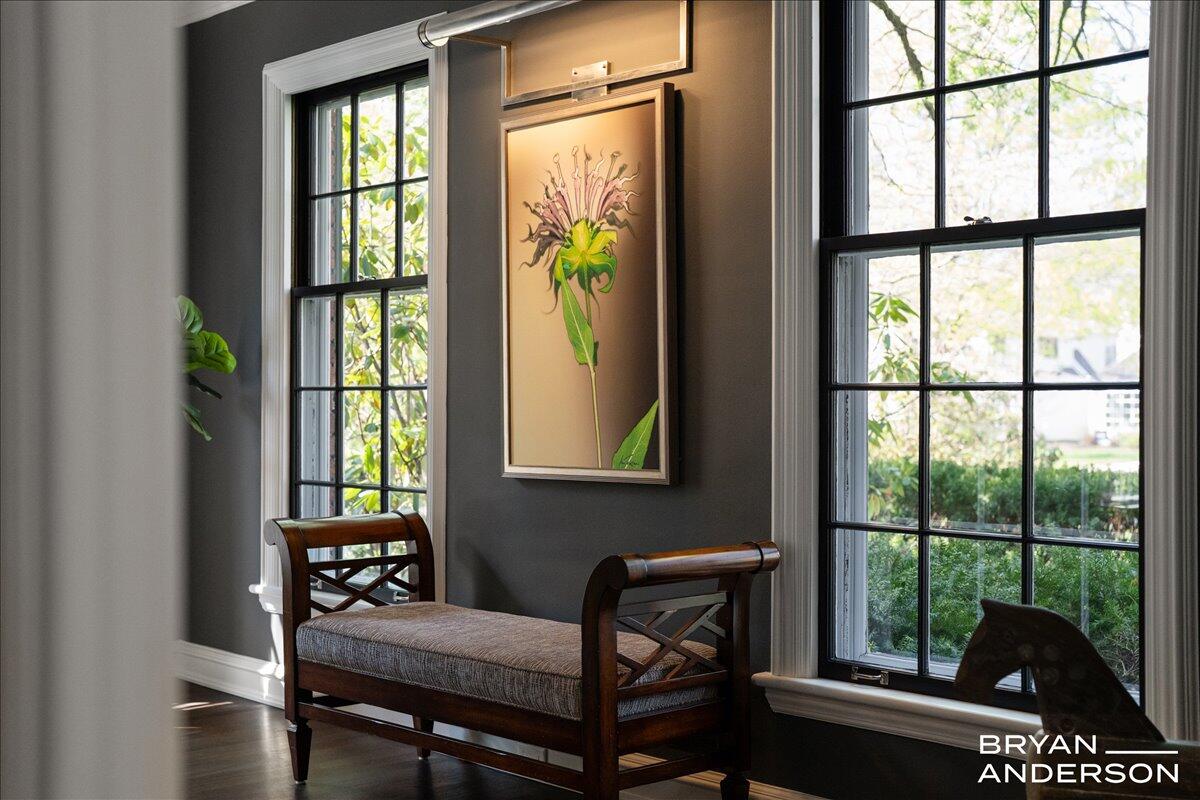 904 Plymouth Avenue, Grand Rapids, MI, 49506-6524