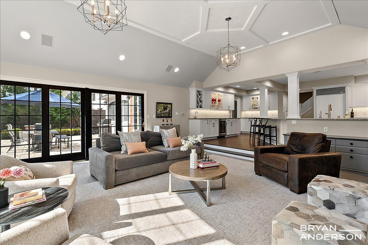 904 Plymouth Avenue, Grand Rapids, MI, 49506-6524