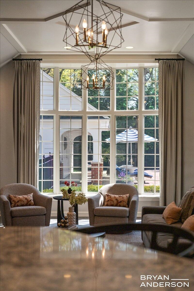 904 Plymouth Avenue, Grand Rapids, MI, 49506-6524