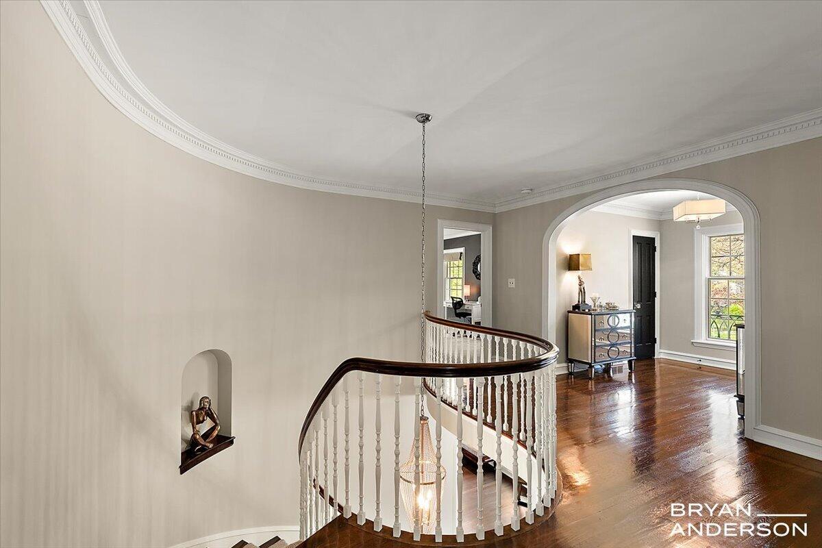 904 Plymouth Avenue, Grand Rapids, MI, 49506-6524