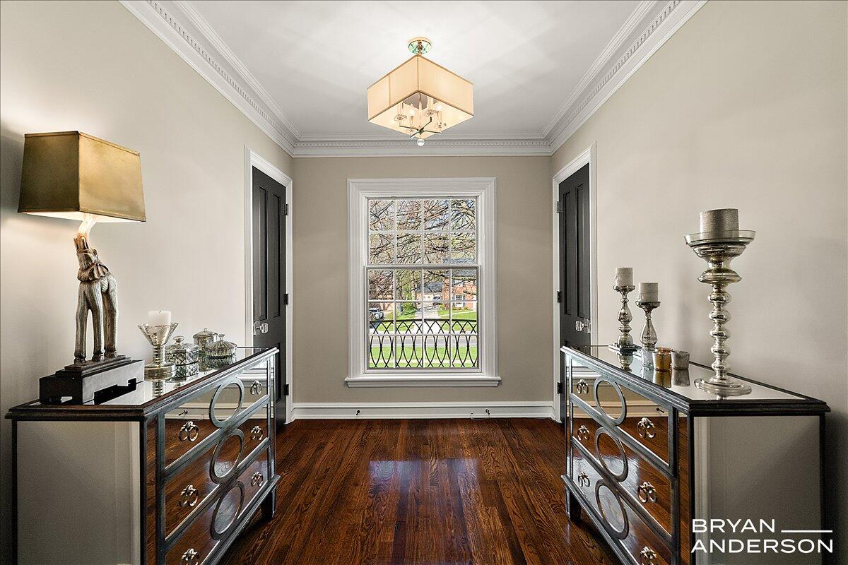 904 Plymouth Avenue, Grand Rapids, MI, 49506-6524