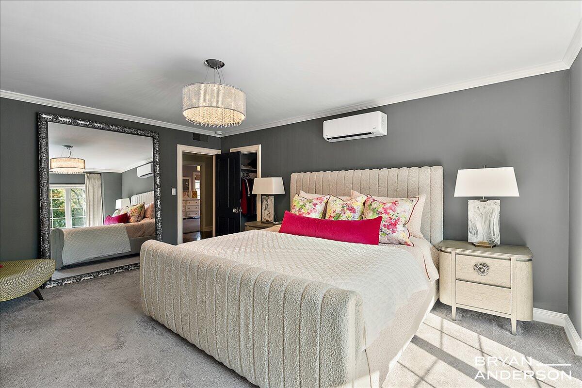 904 Plymouth Avenue, Grand Rapids, MI, 49506-6524