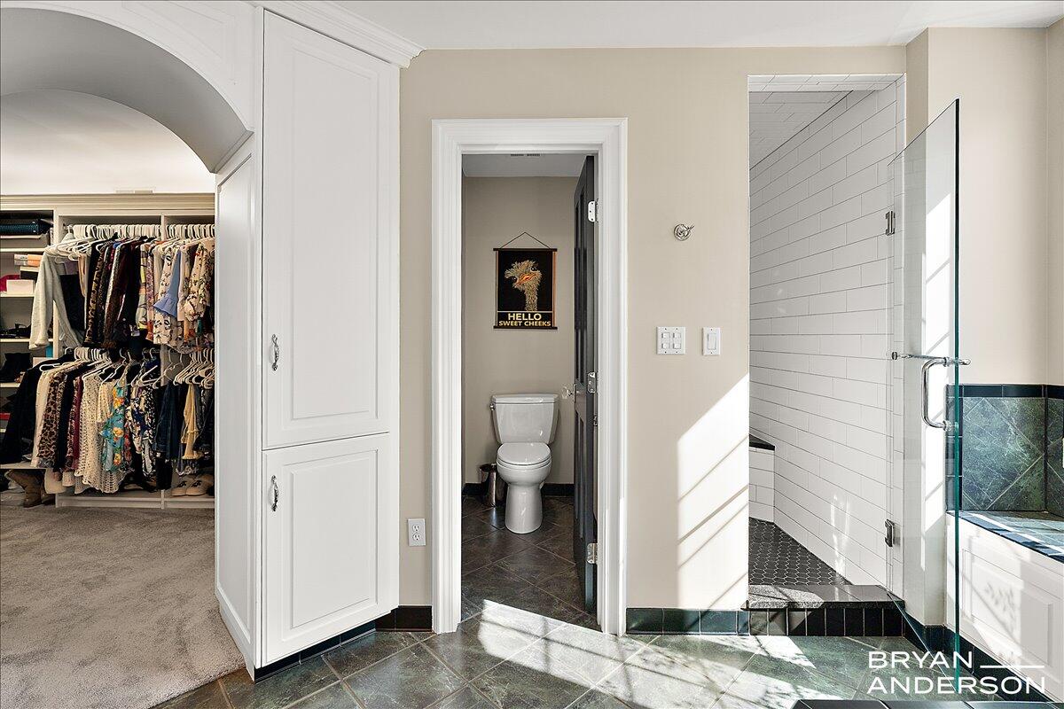 904 Plymouth Avenue, Grand Rapids, MI, 49506-6524